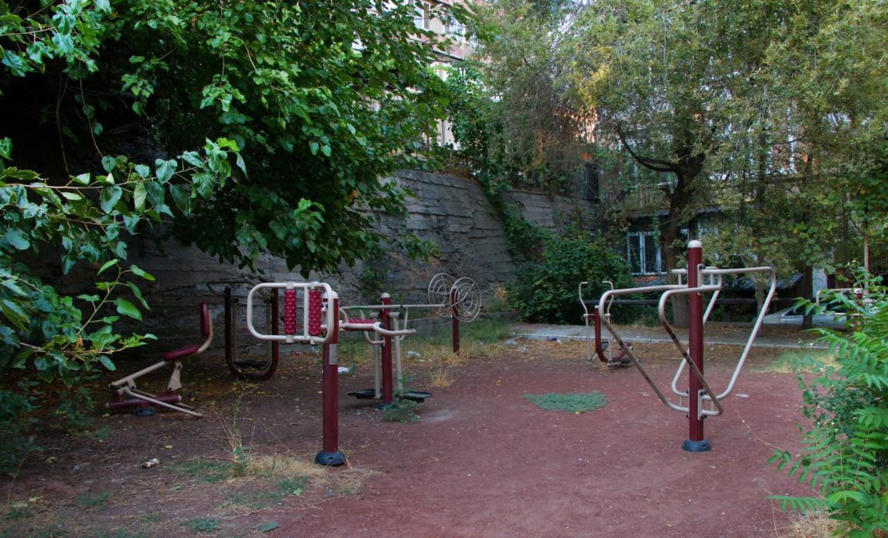 Apartment On Saryan 24 Yerevan Ngoại thất bức ảnh